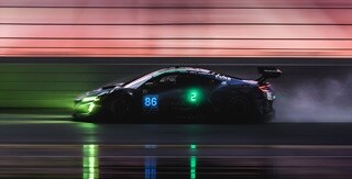 Acura NSX GT3 Evo #86 racing at night