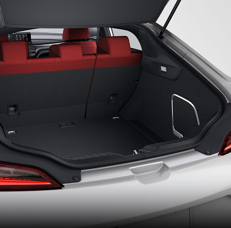 2025 Acura INTEGRA Features Cargo space bothup