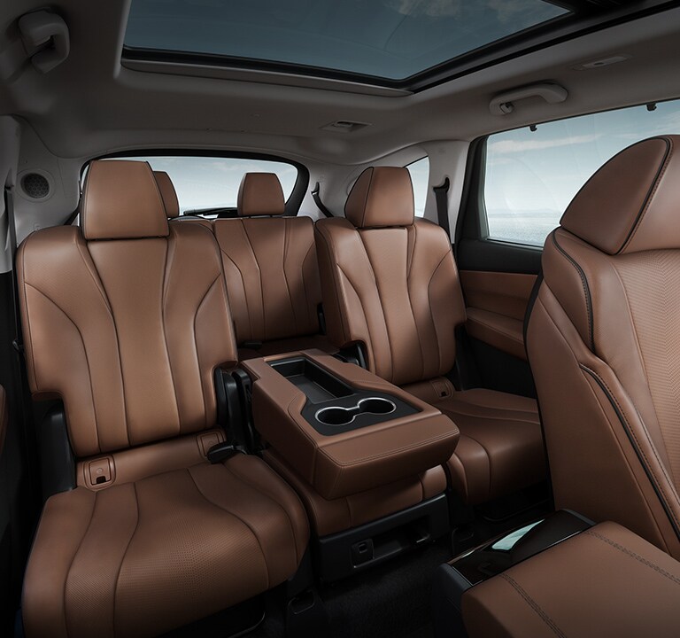2022 Acura MDX Advance three row seating in espresso