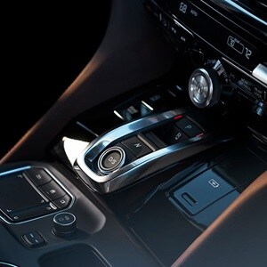 2022 Acura MDX ergonomically designed center stack