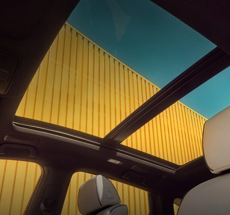 Acura 2025 RDX panoramic moonroof