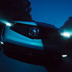 Acura 2025 RDX LED-illuminated 